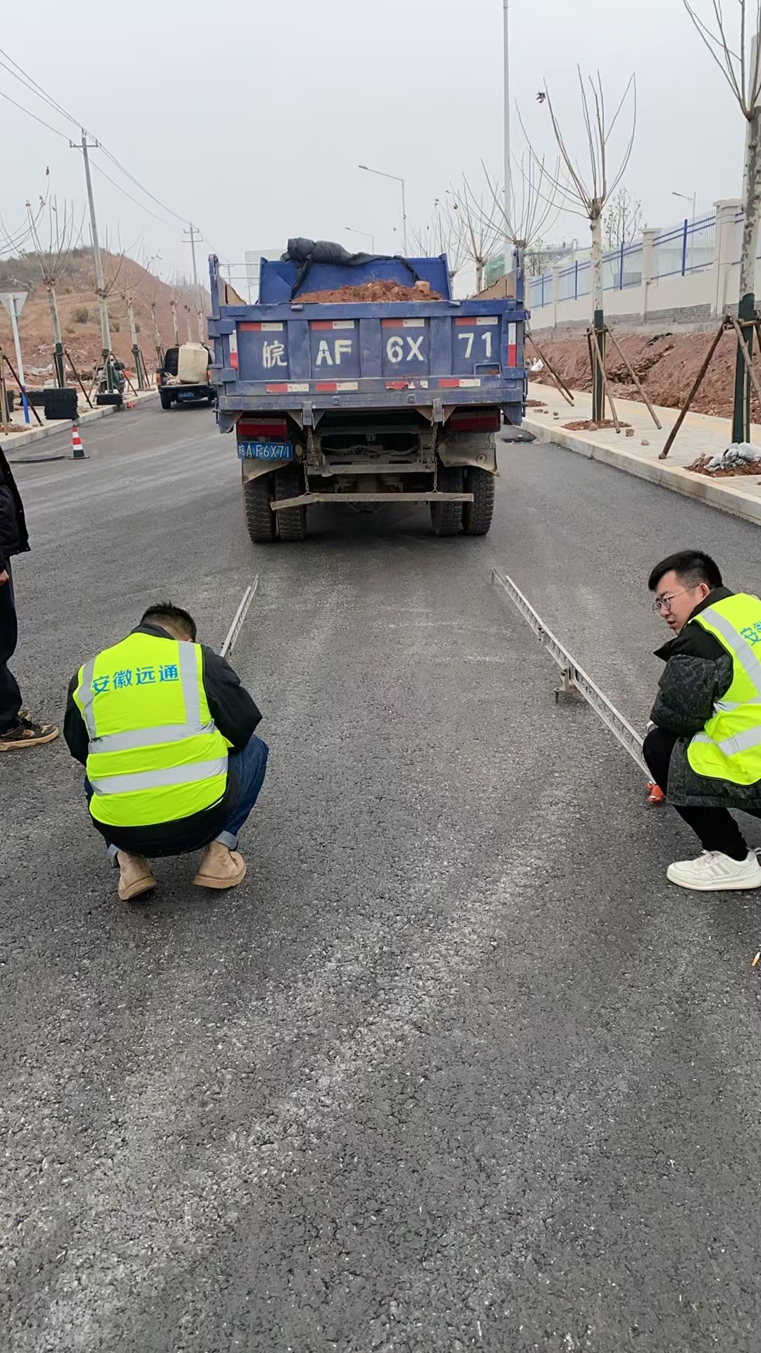 標(biāo)段七K0+020-K0+880段瀝青下面層檢測(cè)彎沉 厚度